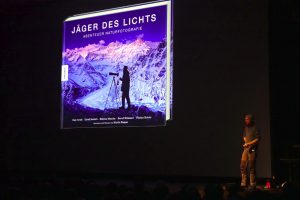 jaeger-des-lichts-vortrag-buch-06496