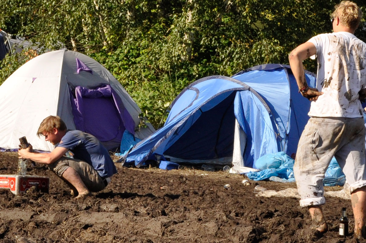 Samstag-Camping | MS Dockville 2011 | Festivalhopper Fotos